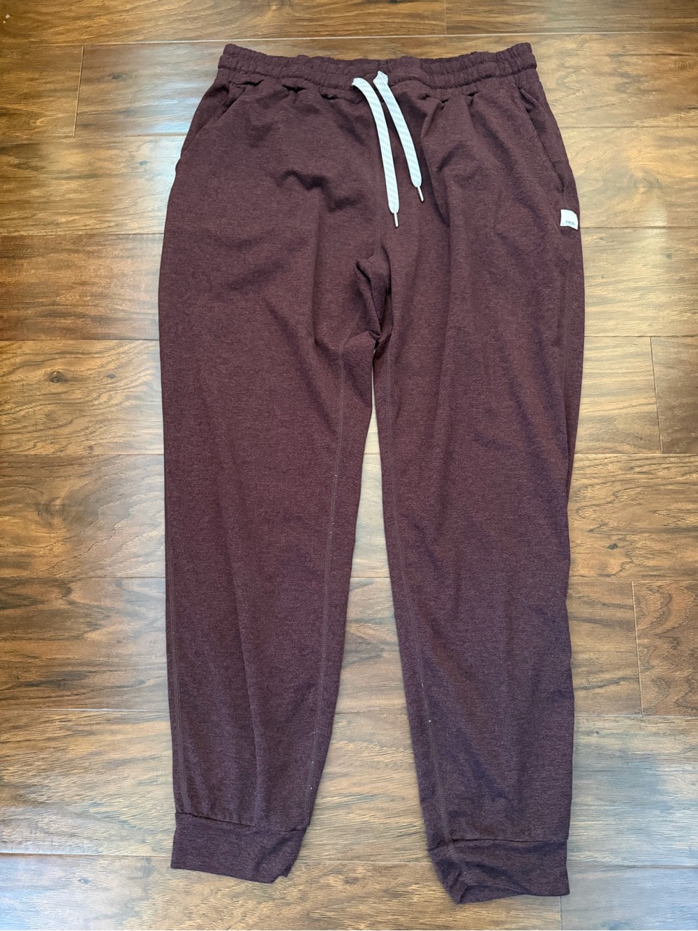 Vuori Women’s Performance Joggers Size M